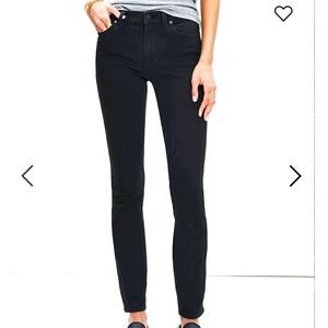 Madewell 9" High-Rise Skinny Jeans in Black Frost